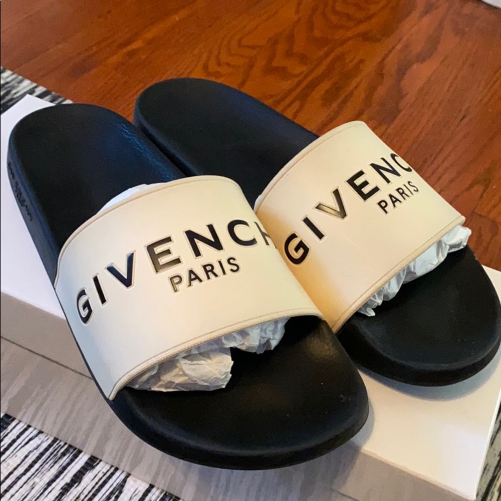 Used Givenchy Men’s Slides